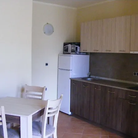 Appartement Romana Elenite